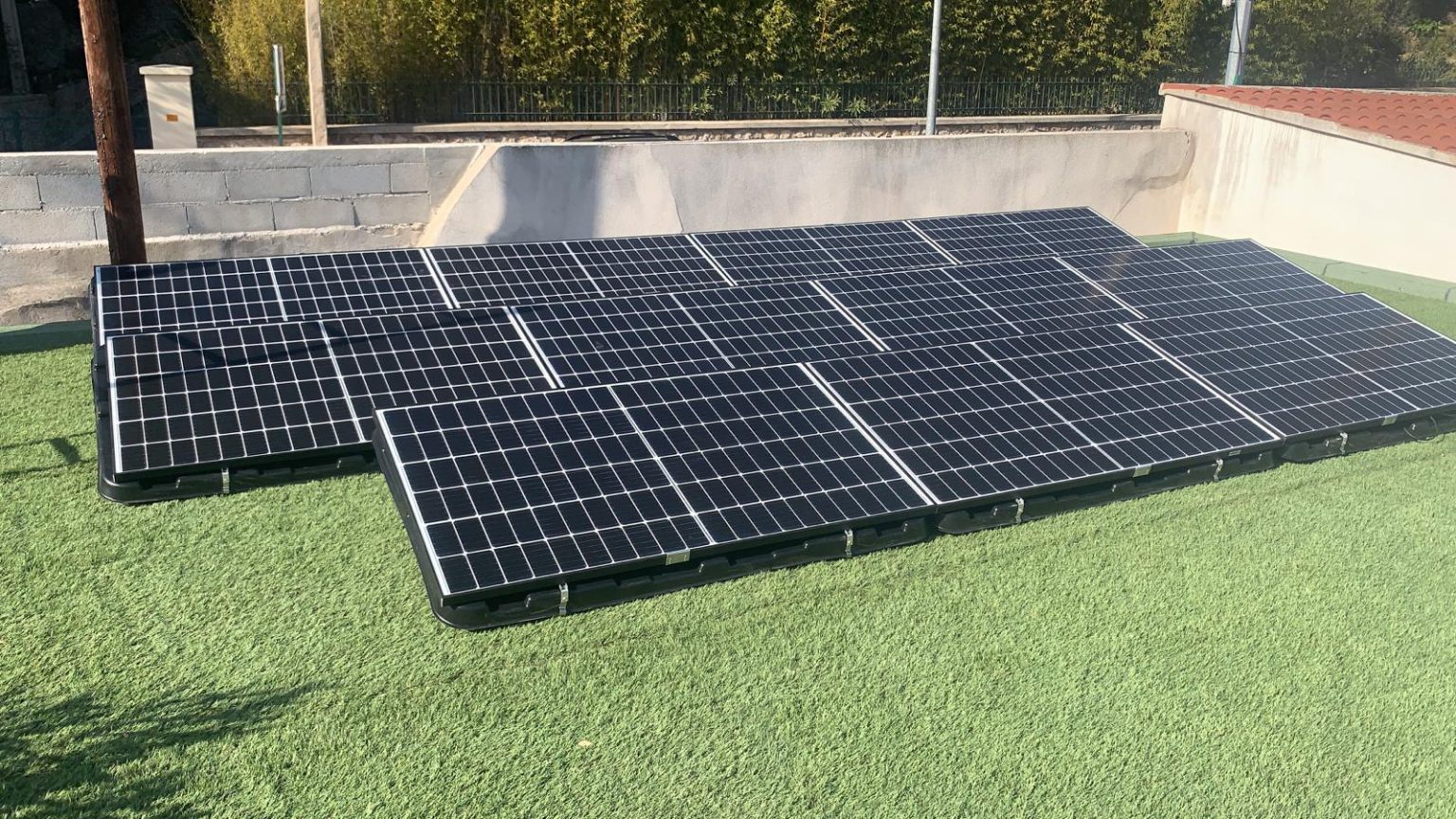 Kauff Energy Solaire, entreprise spécialisée dans la pose de panneaux solaires dans le var. Située aux alentours de Toulon et Sanary-sur-Mer, c’est à Six-Fours-Les-Plages que Kauff Energy est implanté.